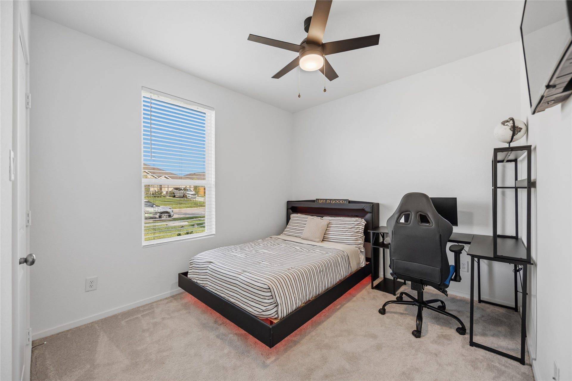 2517 Lago Costa Drive, Texas City, TX 77568 2517 Lago Costa Drive, Texas City, TX 77568