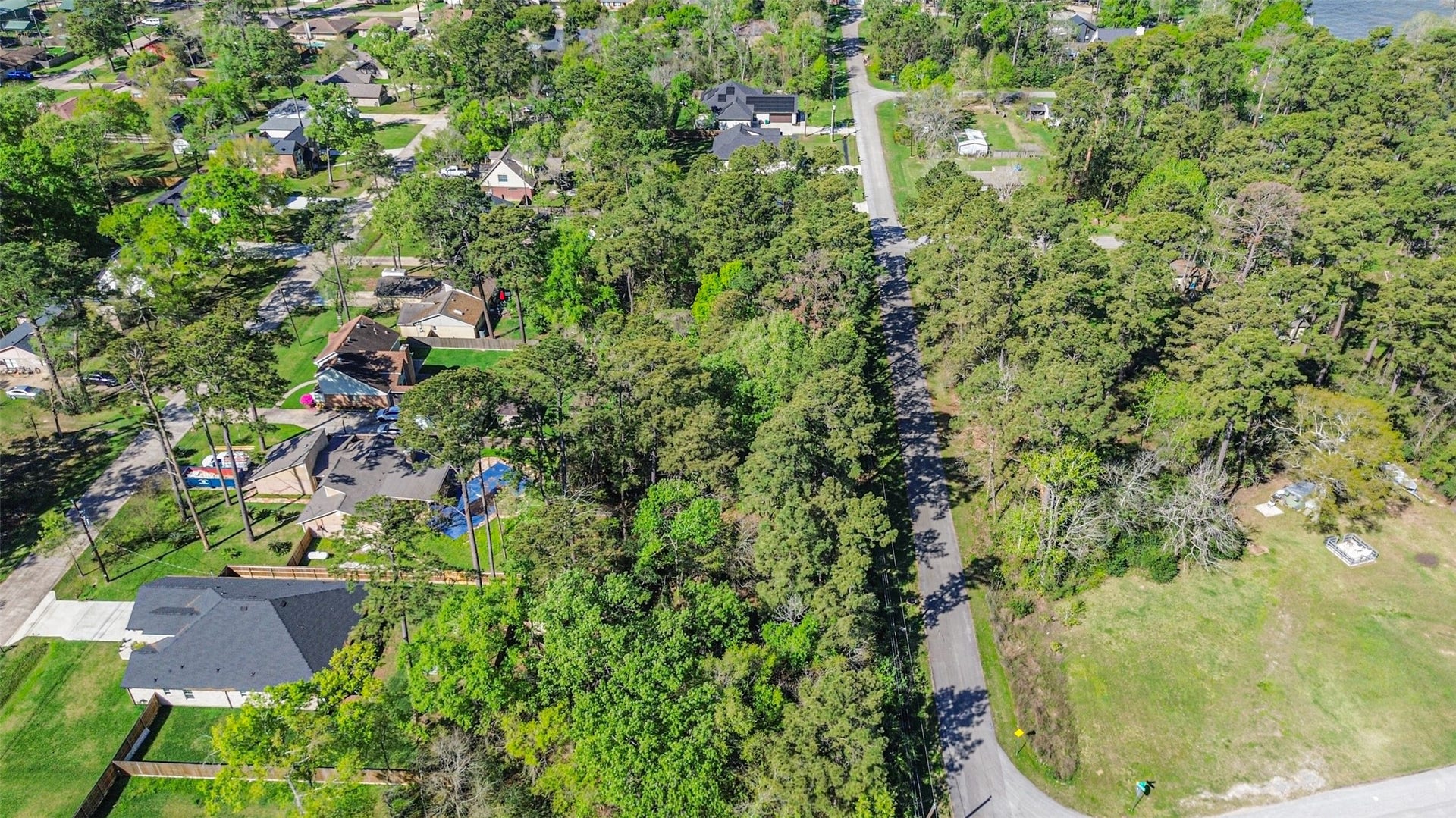 1811 Black Bear Drive, Crosby, TX 77532 1811 Black Bear Drive, Crosby, TX 77532