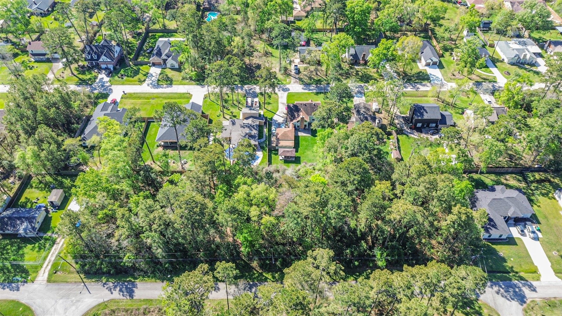 1811 Black Bear Drive, Crosby, TX 77532 1811 Black Bear Drive, Crosby, TX 77532