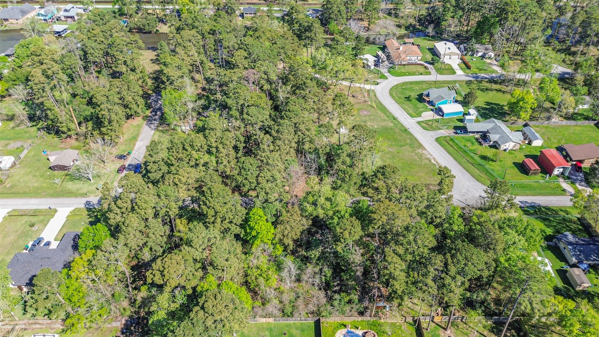 1811 Black Bear Drive, Crosby, TX 77532 1811 Black Bear Drive, Crosby, TX 77532