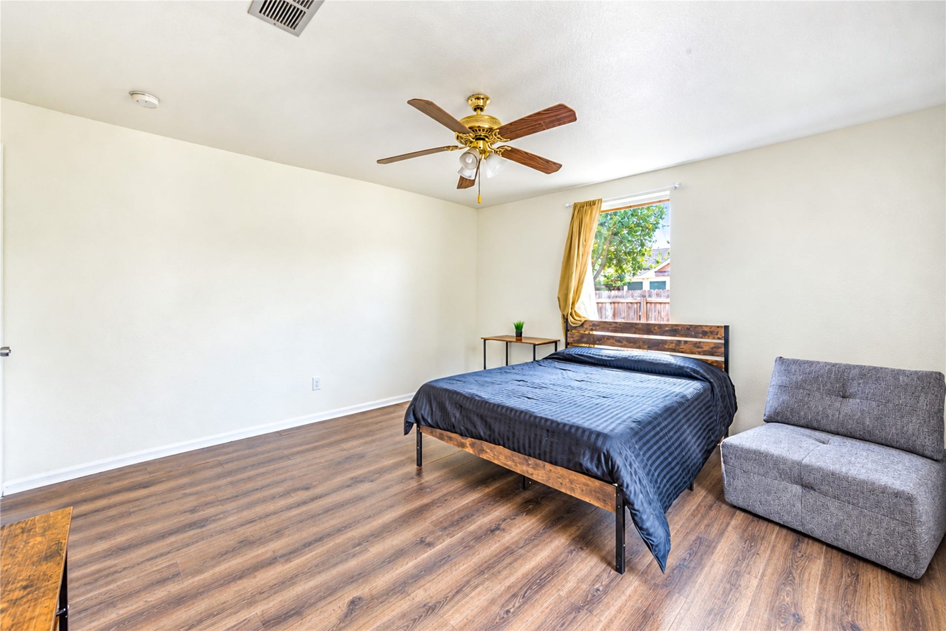 225 Palmyra St Street, Houston, TX 77022