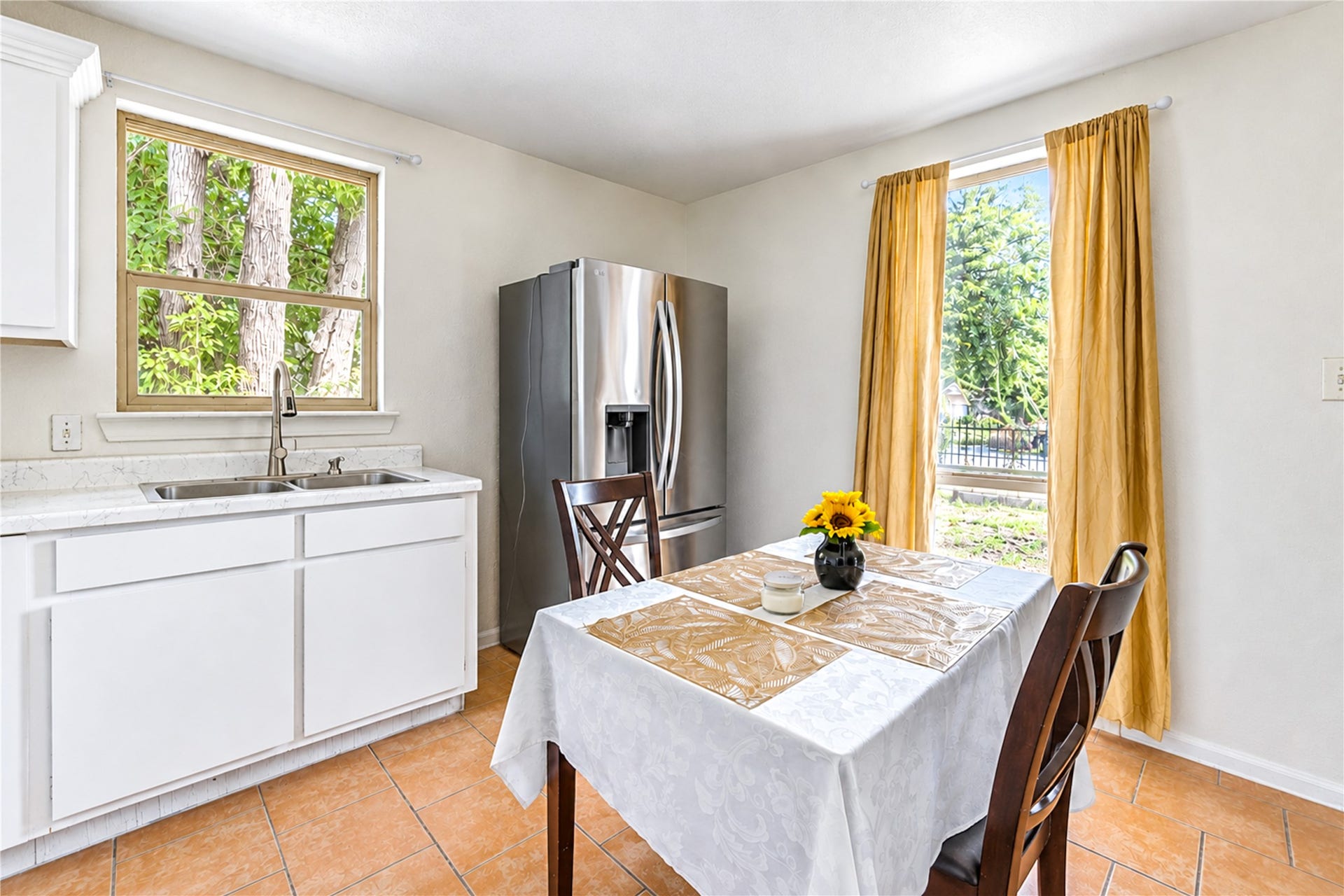 225 Palmyra St Street, Houston, TX 77022