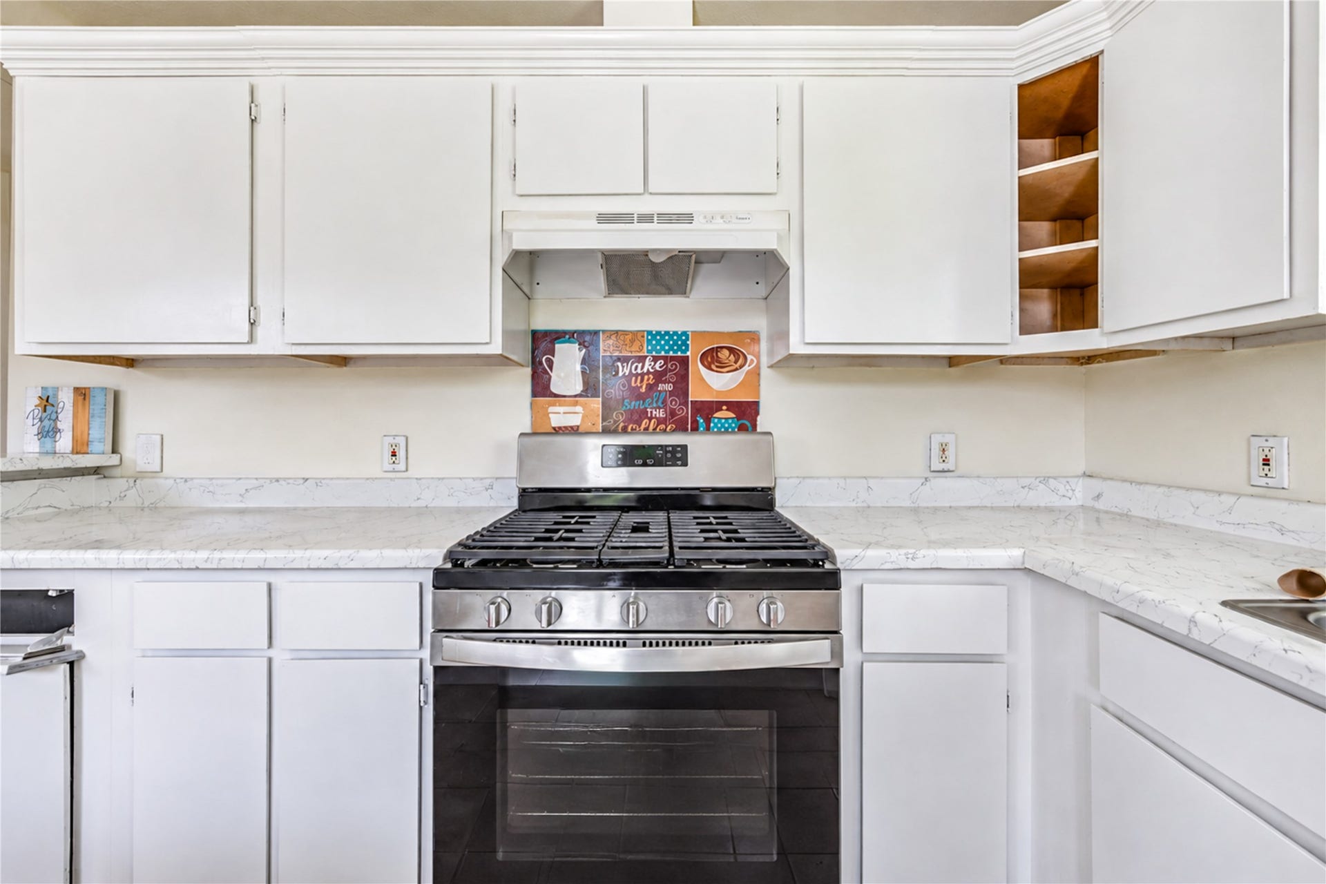 225 Palmyra St Street, Houston, TX 77022