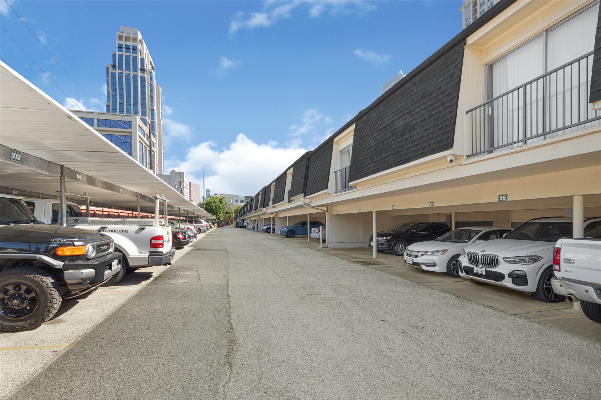 800 Post Oak Boulevard, #59, Houston, TX 77056 800 Post Oak Boulevard, #59, Houston, TX 77056