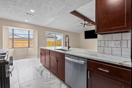 11007 Green Arbor Drive, Houston, TX 77089 11007 Green Arbor Drive, Houston, TX 77089