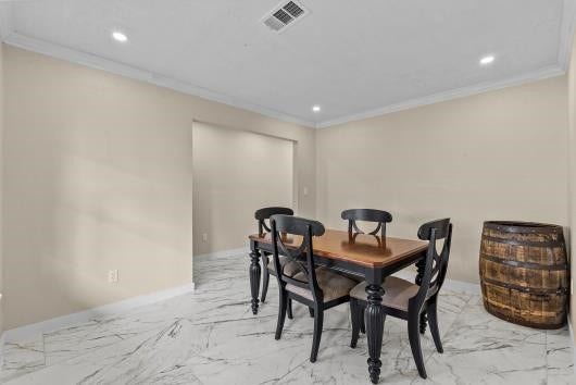 11007 Green Arbor Drive, Houston, TX 77089 Formal dining area , modern, freshly painted, cozy and bright.