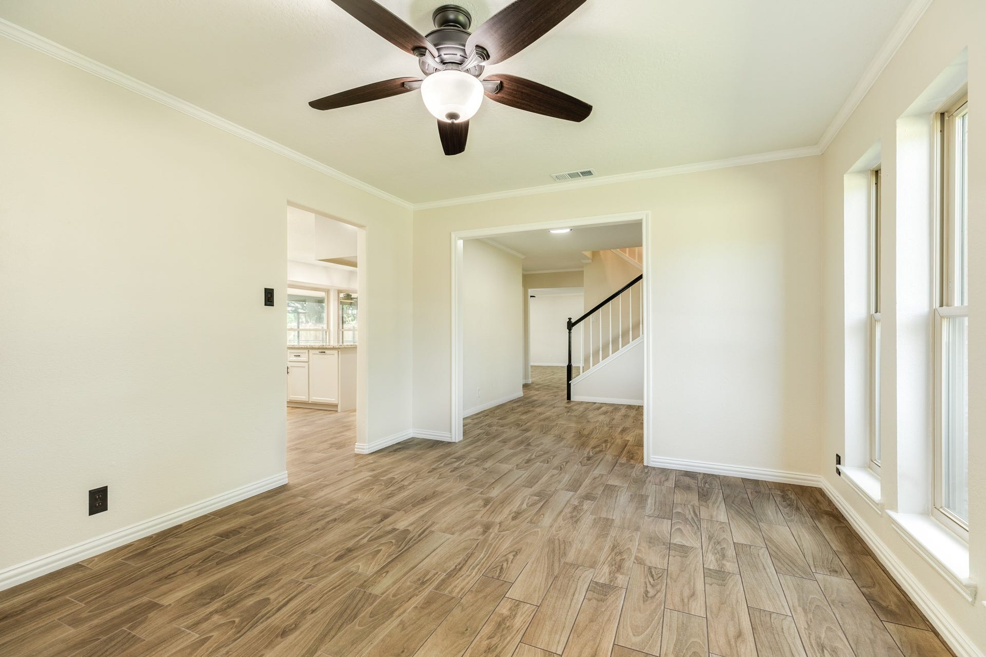 250 Wedgewood Street, Lake Jackson, TX 77566 250 Wedgewood Street, Lake Jackson, TX 77566