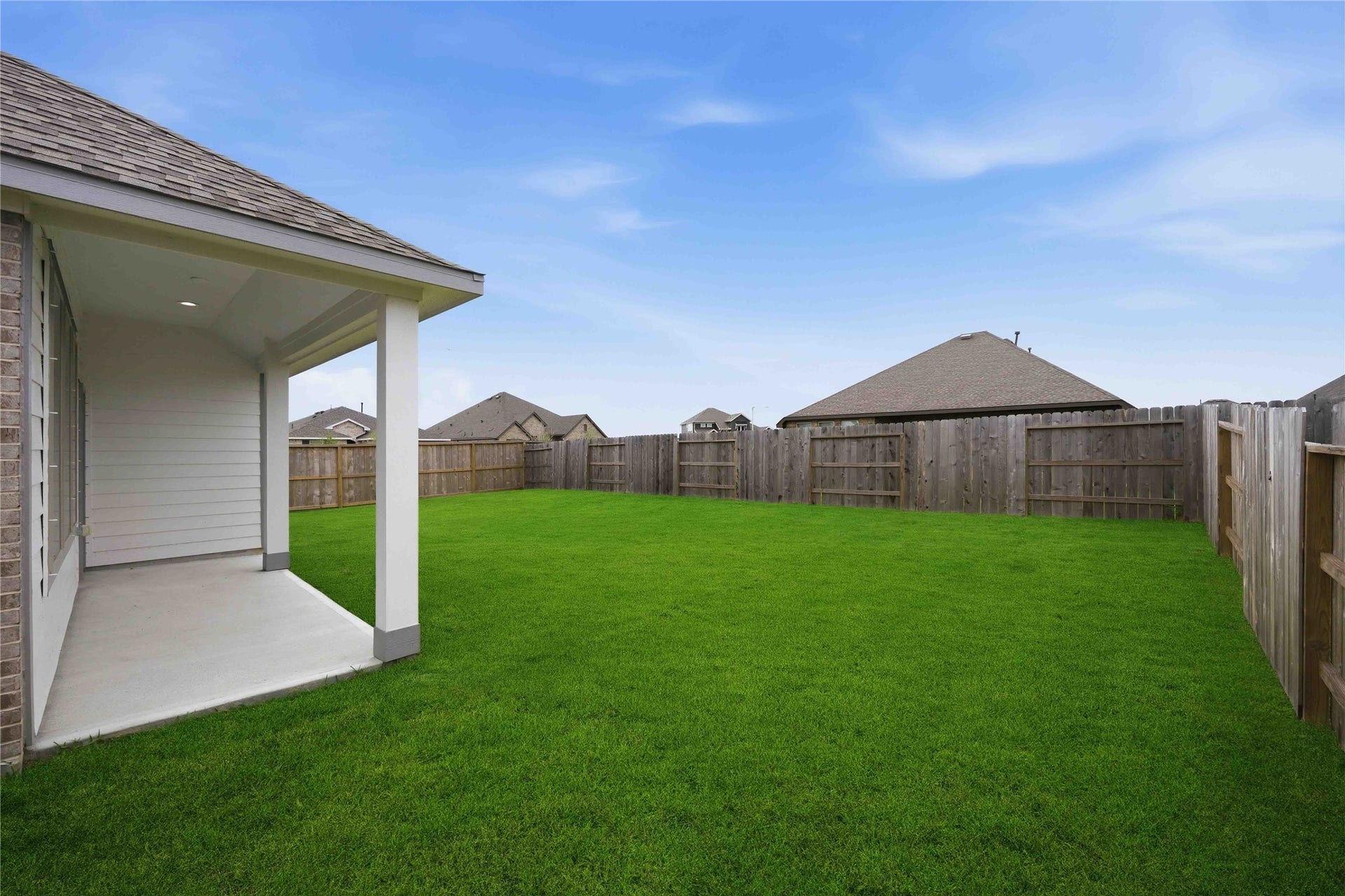 2713 Mackinac Bay Drive, La Marque, TX 77568 2713 Mackinac Bay Drive, La Marque, TX 77568