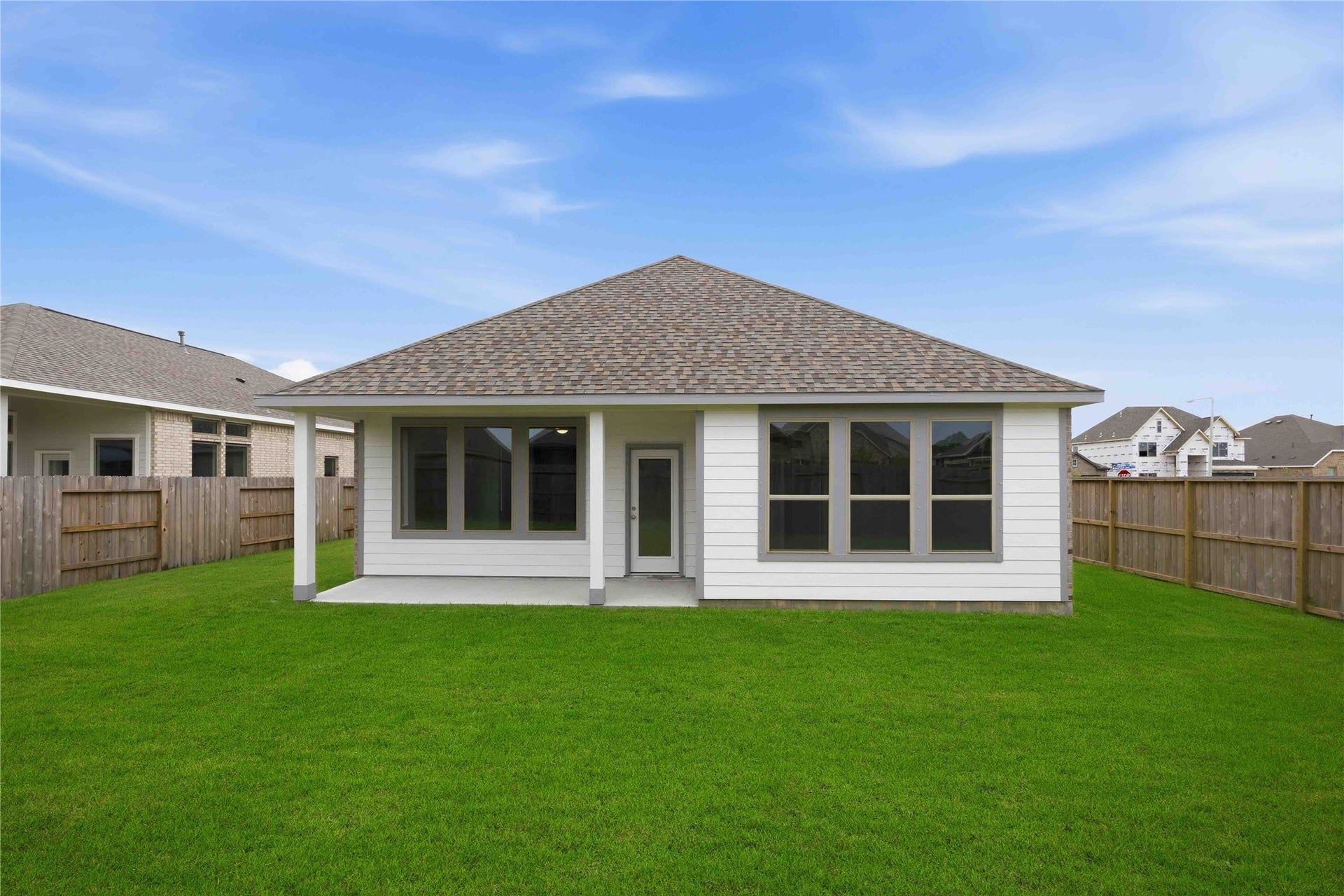 2713 Mackinac Bay Drive, La Marque, TX 77568 2713 Mackinac Bay Drive, La Marque, TX 77568
