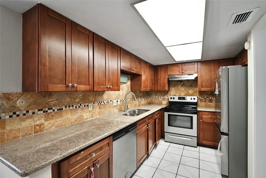 Property photo for 8314 La Roche Lane, Houston, TX