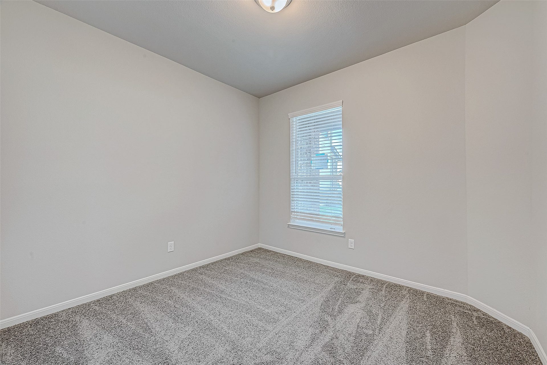 12339 Sunset Canyon Drive, Willis, TX 77318