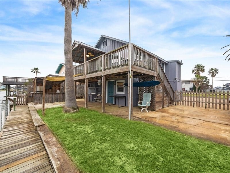 85 Bayou Vista Drive, Hitchcock, TX 77563 85 Bayou Vista Drive, Hitchcock, TX 77563