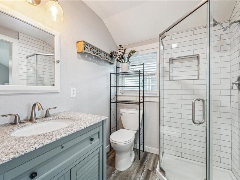 85 Bayou Vista Drive, Hitchcock, TX 77563 85 Bayou Vista Drive, Hitchcock, TX 77563