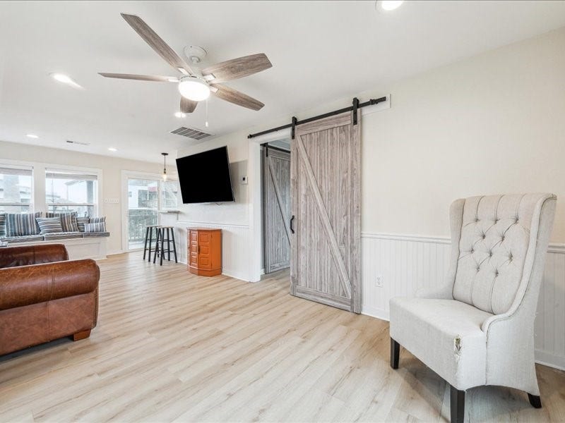 85 Bayou Vista Drive, Hitchcock, TX 77563 85 Bayou Vista Drive, Hitchcock, TX 77563