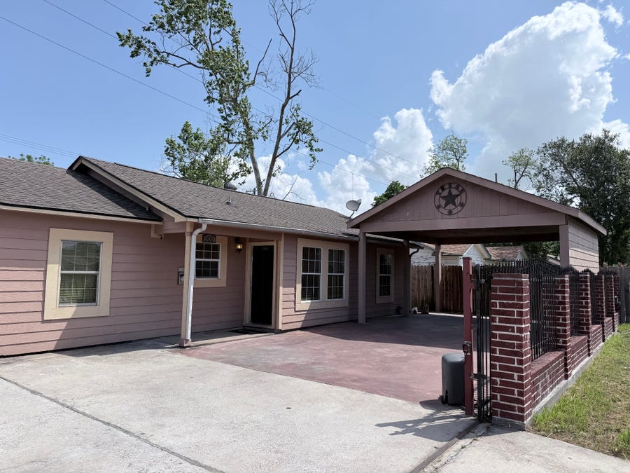 Property photo for 909 Rittenhouse Street, Houston, TX