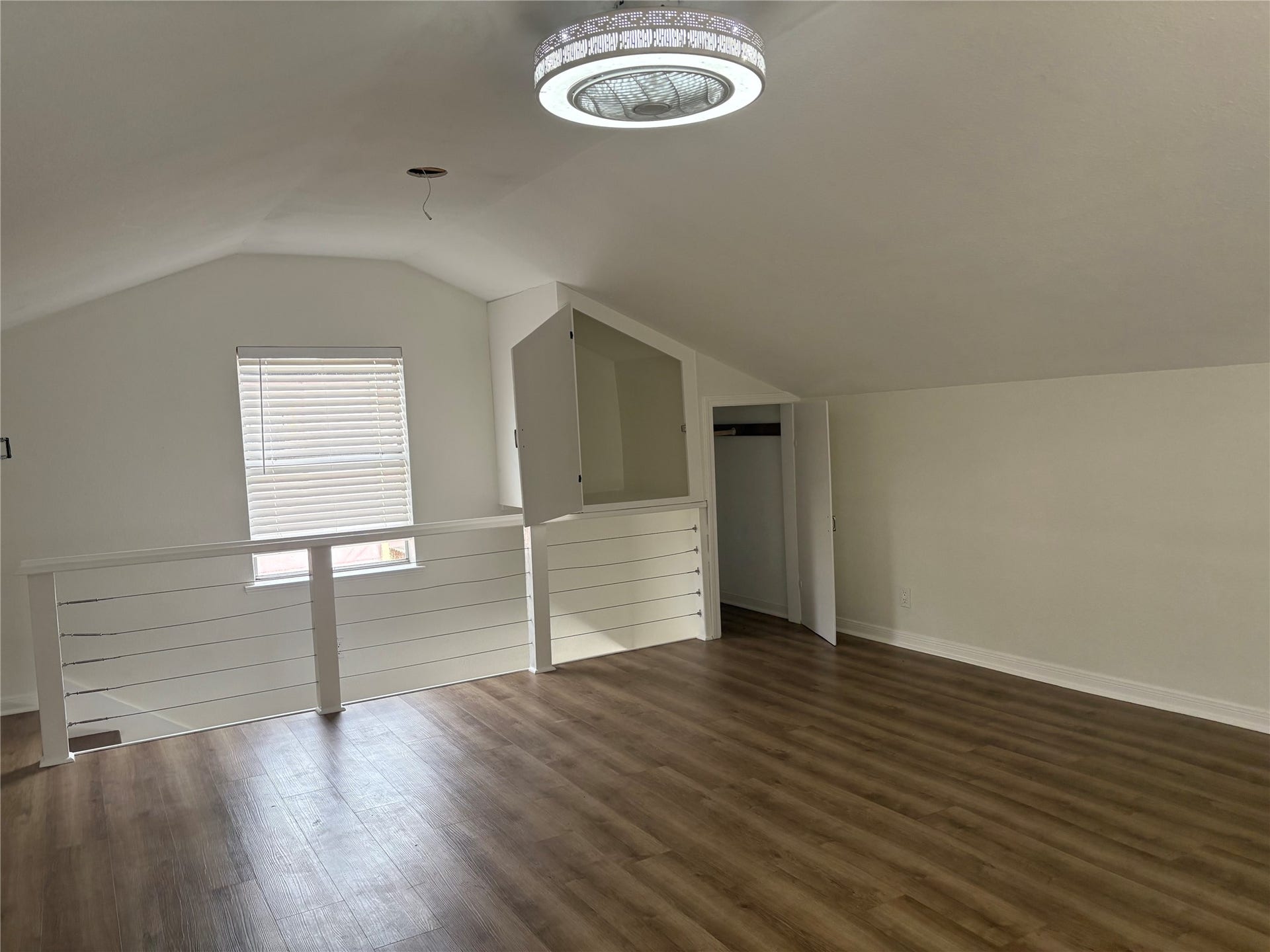 5325 Avenue R 1/2, #B, Galveston, TX 77551