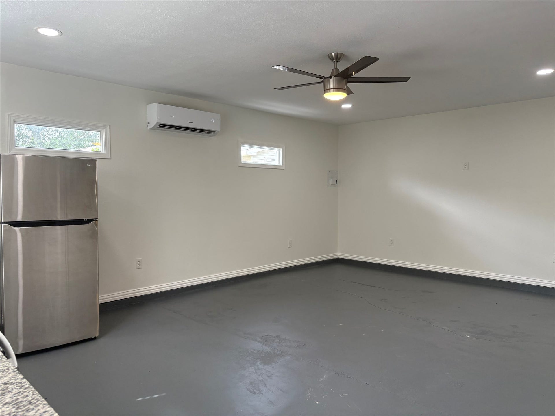 5325 Avenue R 1/2, #B, Galveston, TX 77551