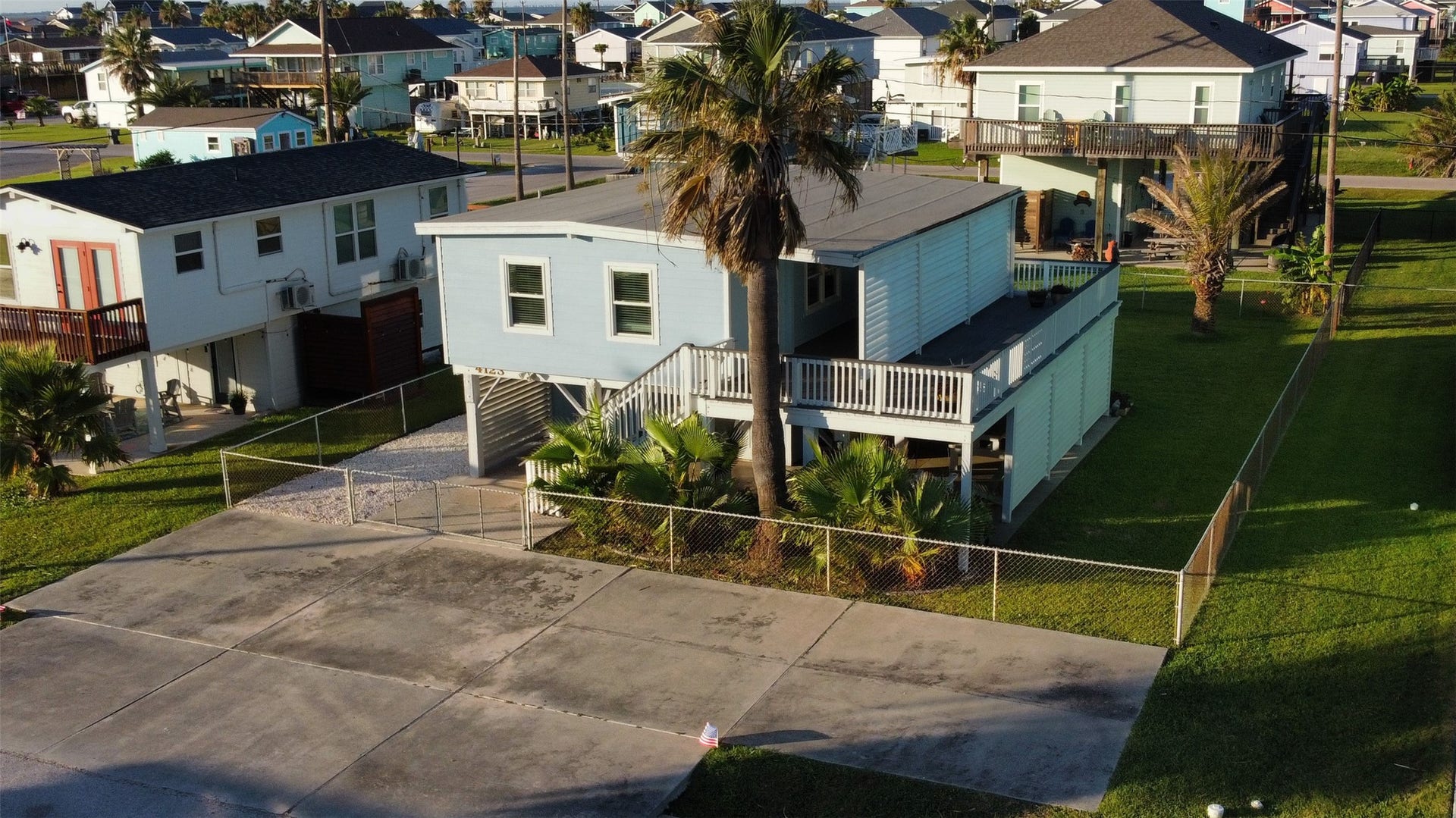 4123 Liberty Drive, Galveston, TX 77554 large upper deck and fenced yard