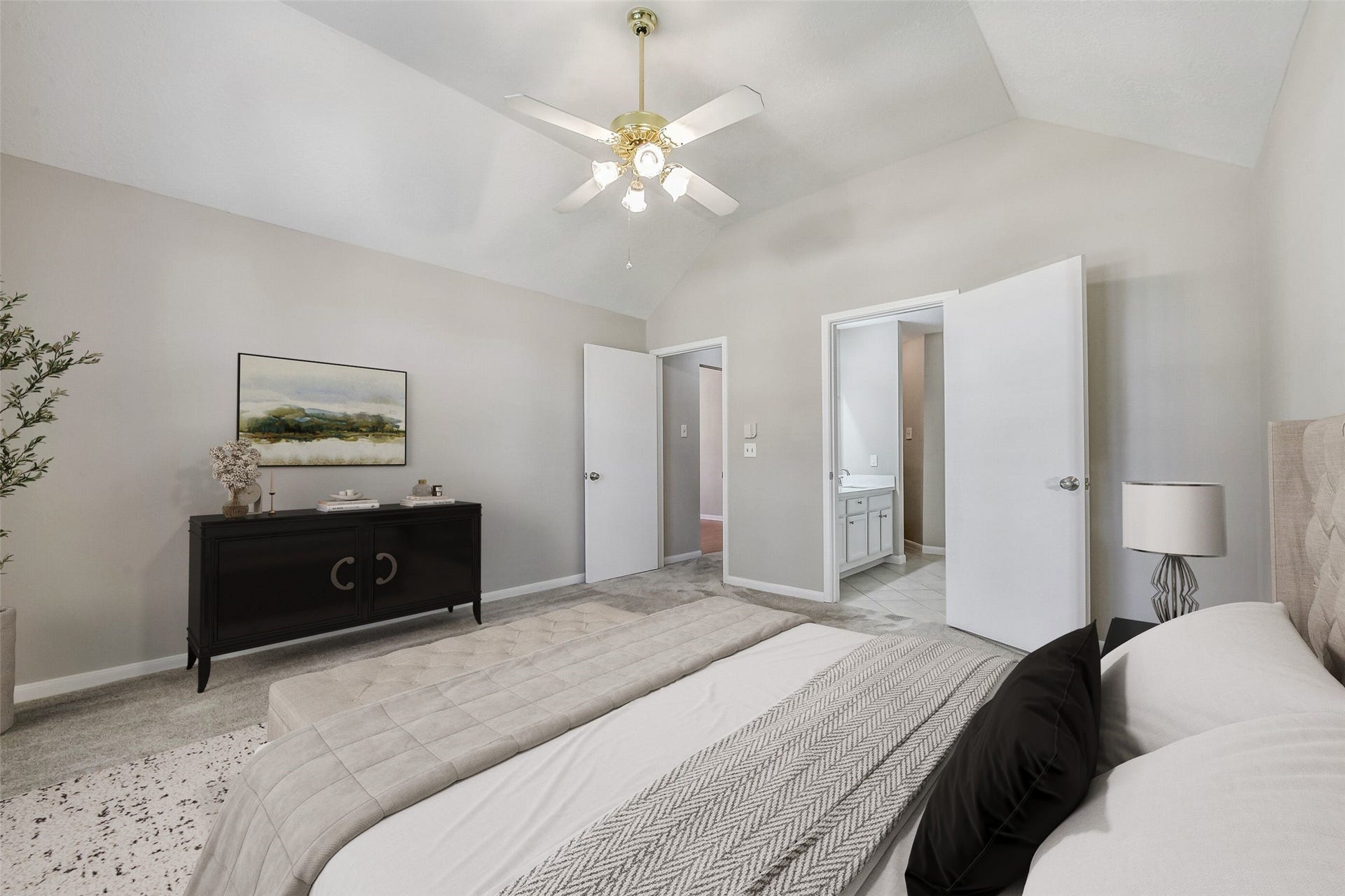 4335 Sugar Bars Drive, Friendswood, TX 77546 Primary bedroom ~
