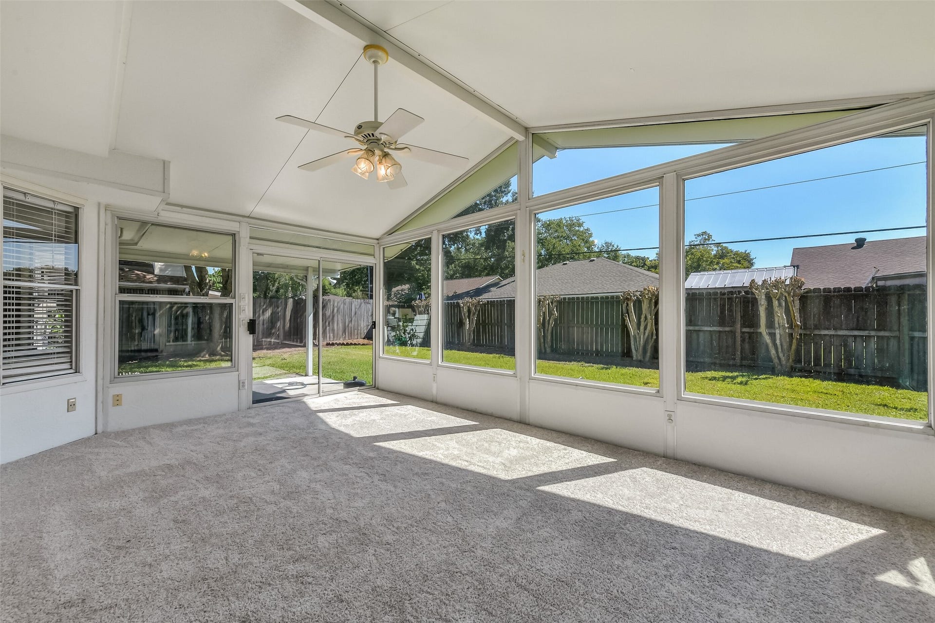 4335 Sugar Bars Drive, Friendswood, TX 77546 HUGE sunroom, gameroom, flex room option ~