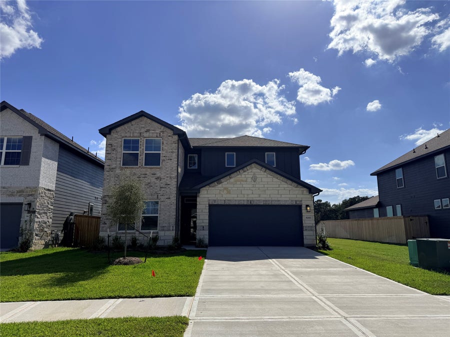 Property photo for 16266 Parish Pointe Court, Conroe, TX