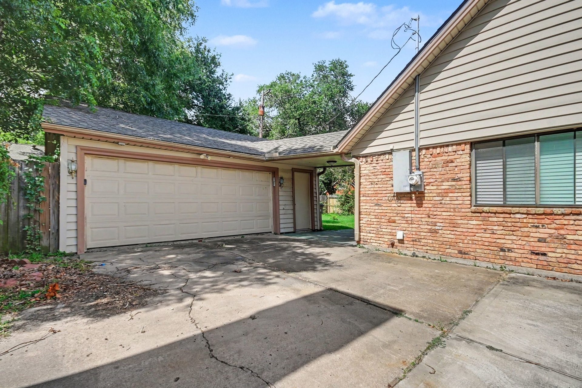 5113 Cottonwood Circle, Dickinson, TX 77539 5113 Cottonwood Circle, Dickinson, TX 77539