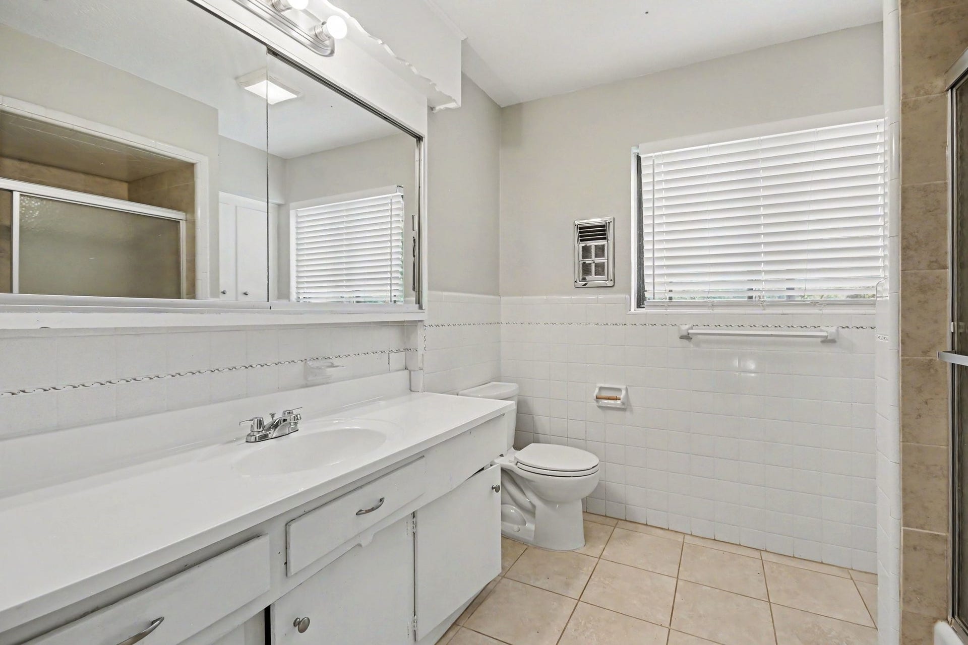 5113 Cottonwood Circle, Dickinson, TX 77539 5113 Cottonwood Circle, Dickinson, TX 77539
