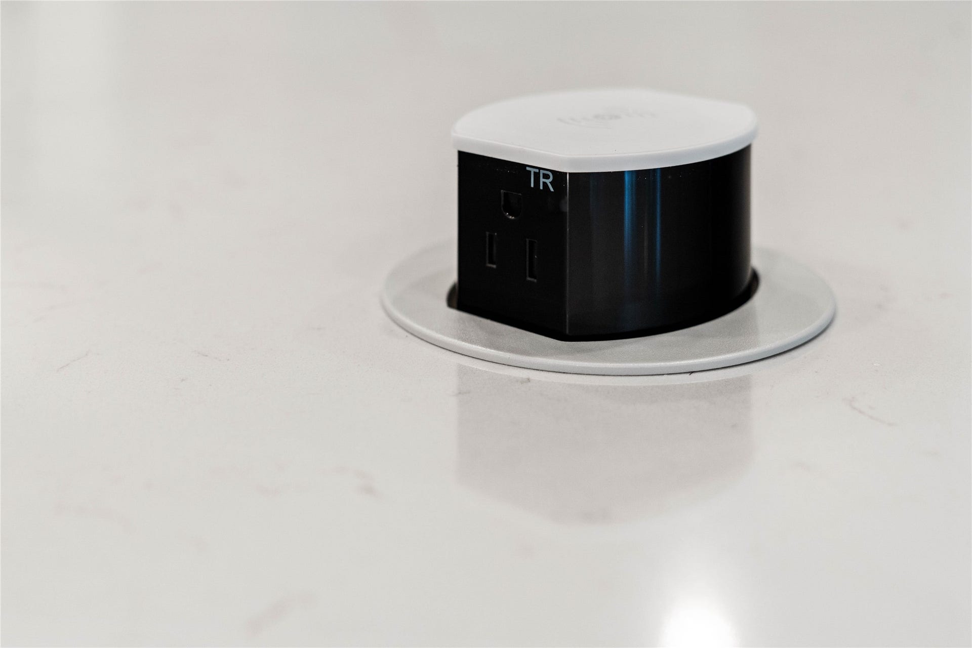 17728 Gold Saddle Lane, Magnolia, TX 77354 Thoughtful modern luxury meets ultimate convenience with this sleek, flush-mount pop-up countertop outlet. Keep your expansive kitchen island pristine and completely clutter-free while cooking, entertaining, or working from home.
