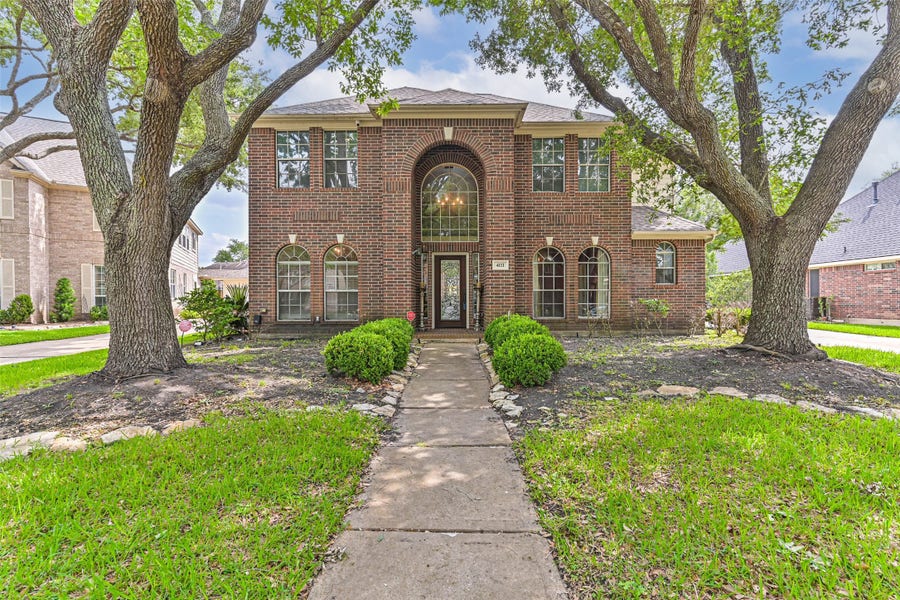 Property photo for 4111 Walkabout Circle, Missouri City, TX