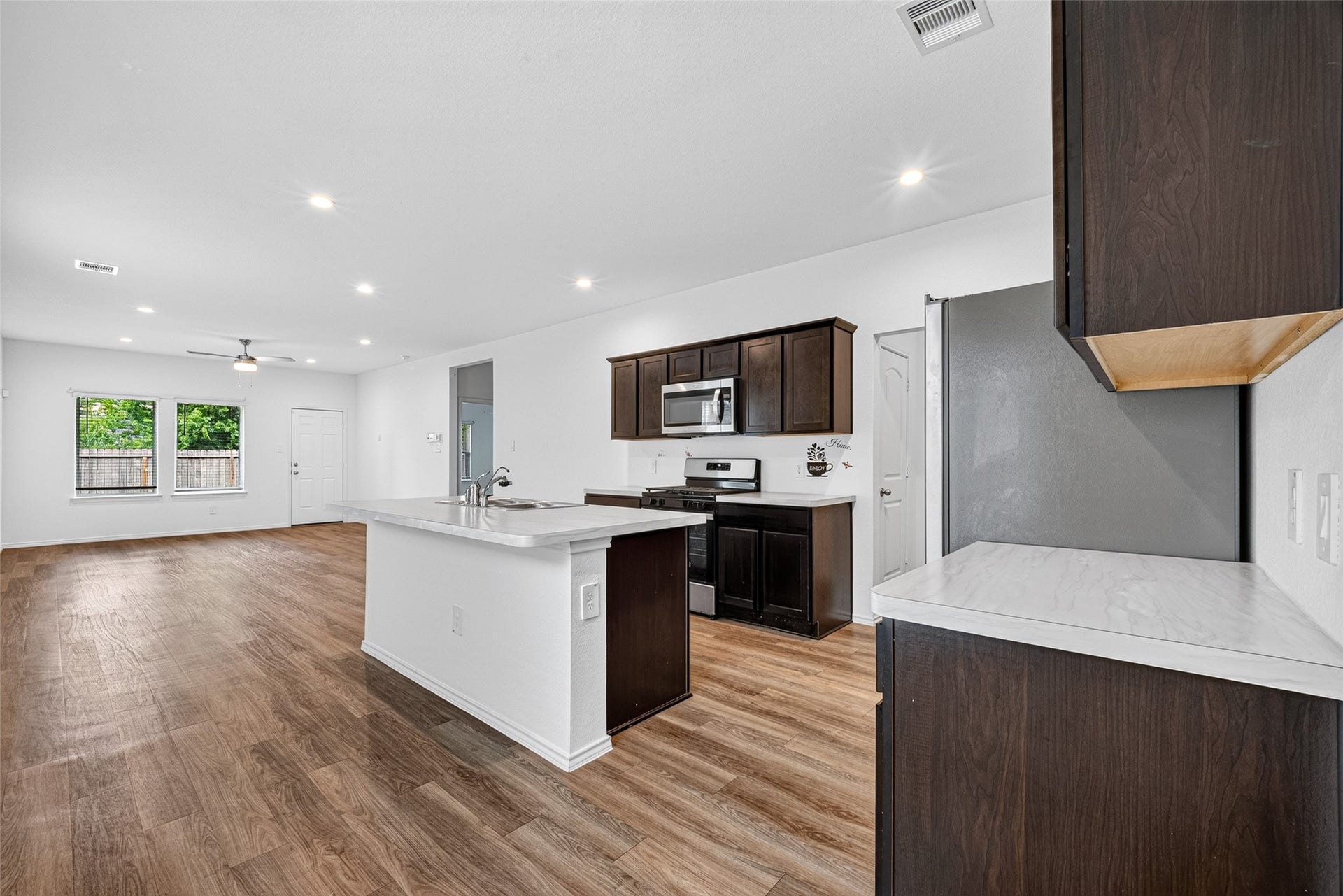 1726 Windstone Ridge Drive, Houston, TX 77014