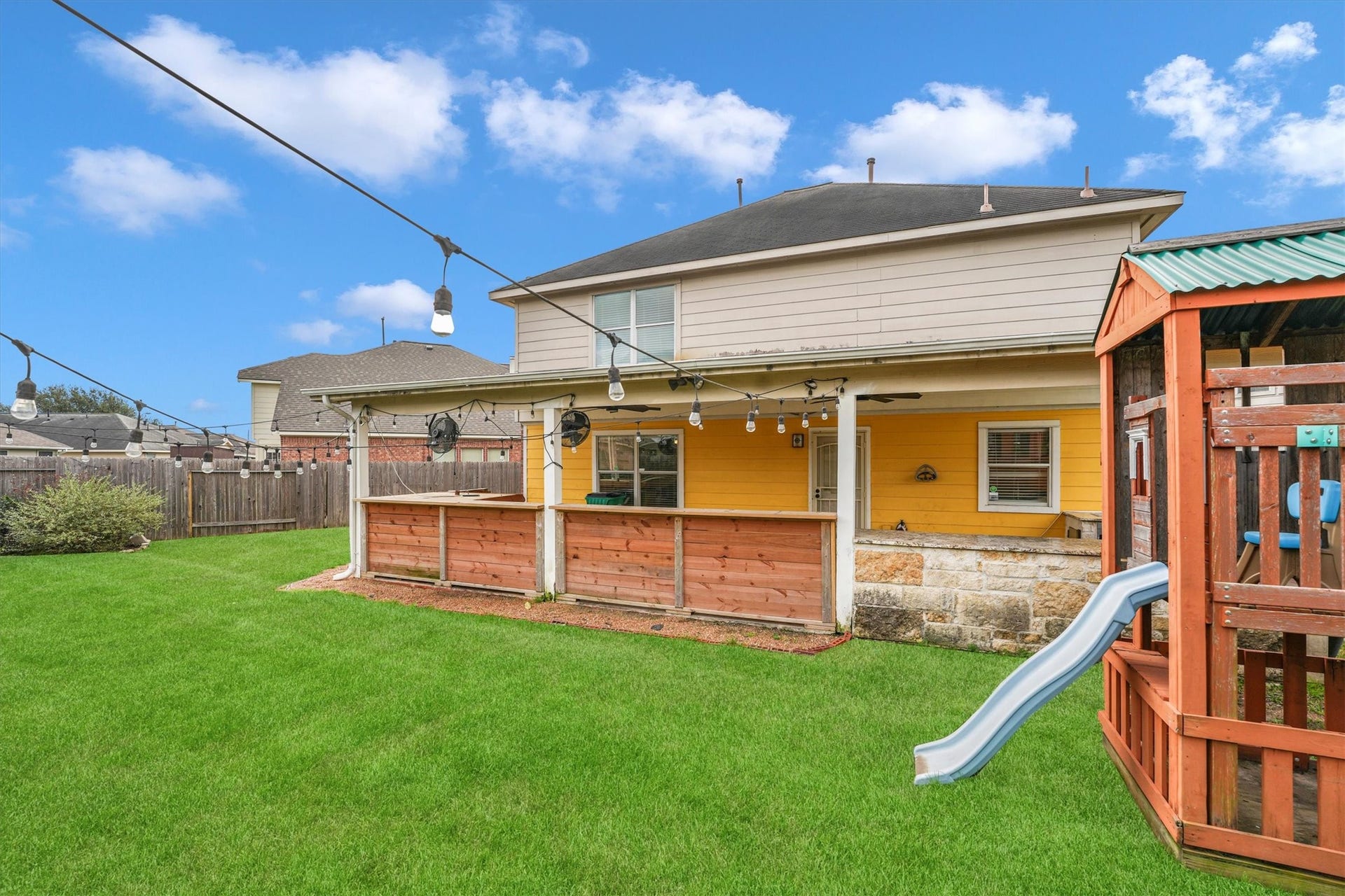 19214 Terra Forest Court, Katy, TX 77449
