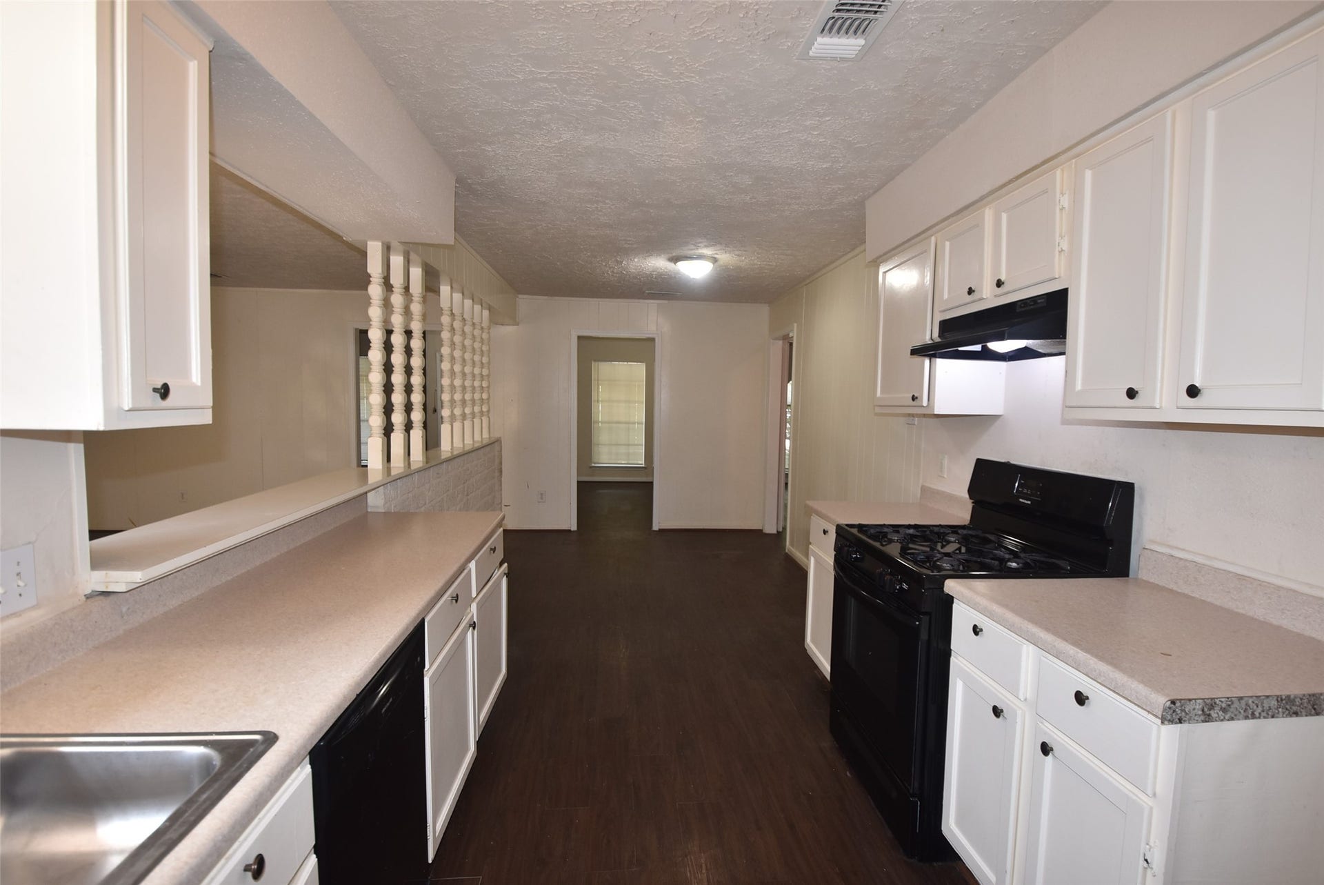 11903 Sagecliff Drive, Katy, TX 77089 11903 Sagecliff Drive - photos prior to tenant occupancy