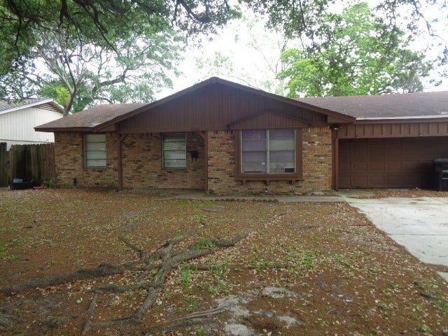 11903 Sagecliff Drive, Katy, TX 77089 9206 Mahoning Drive - photos prior to tenant occupancy