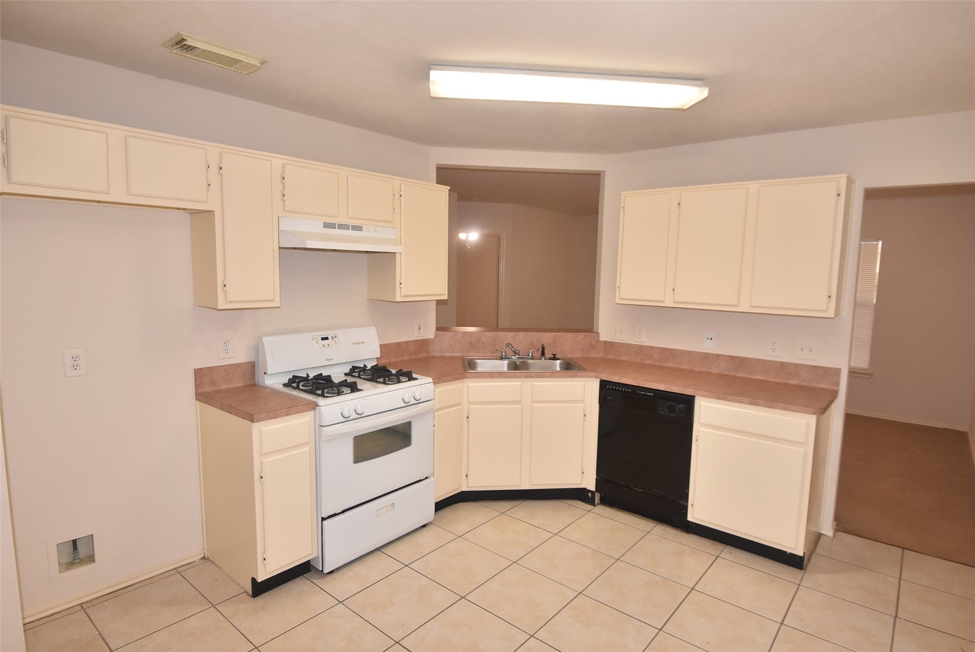 11903 Sagecliff Drive, Katy, TX 77089 20107 Beechview Ln - current photos
