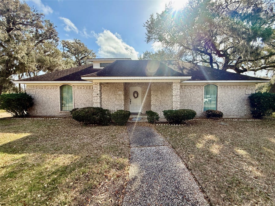 Property photo for 175 Freeman Boulevard, West Columbia, TX