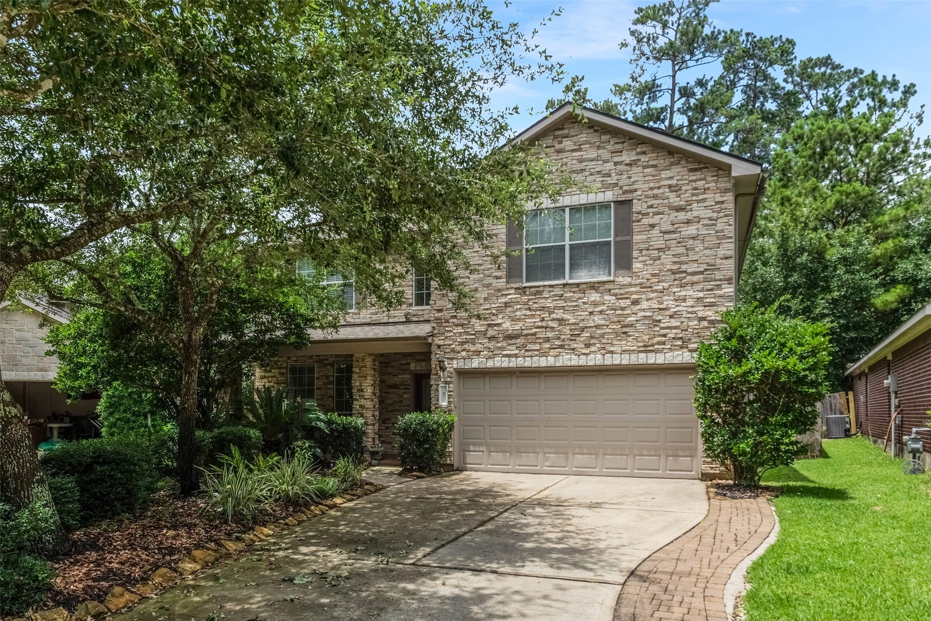 7 Ebony Oaks Place, Spring, TX 77382 7 Ebony Oaks Place, Spring, TX 77382