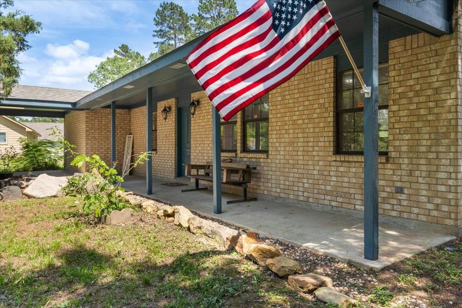 Property photo for 10530 Royal York Drive, Conroe, TX