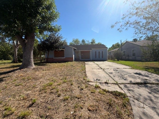 5714 Groveton Street, Houston, TX 77033 5714 Groveton Street, Houston, TX 77033
