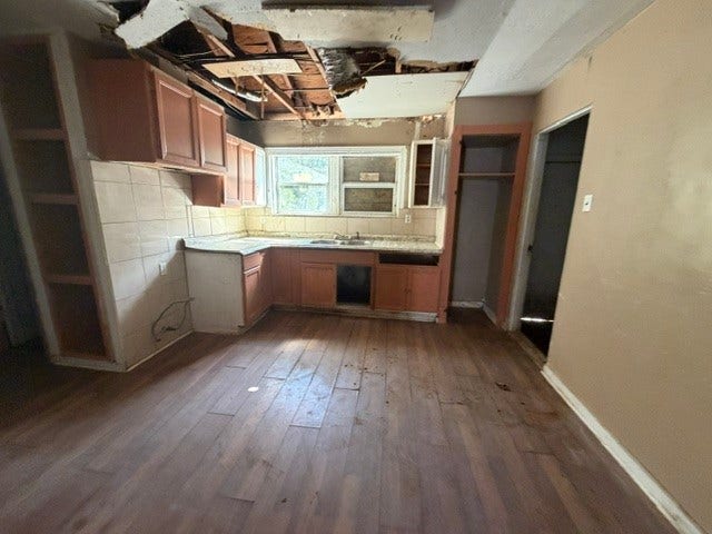 5714 Groveton Street, Houston, TX 77033 5714 Groveton Street, Houston, TX 77033