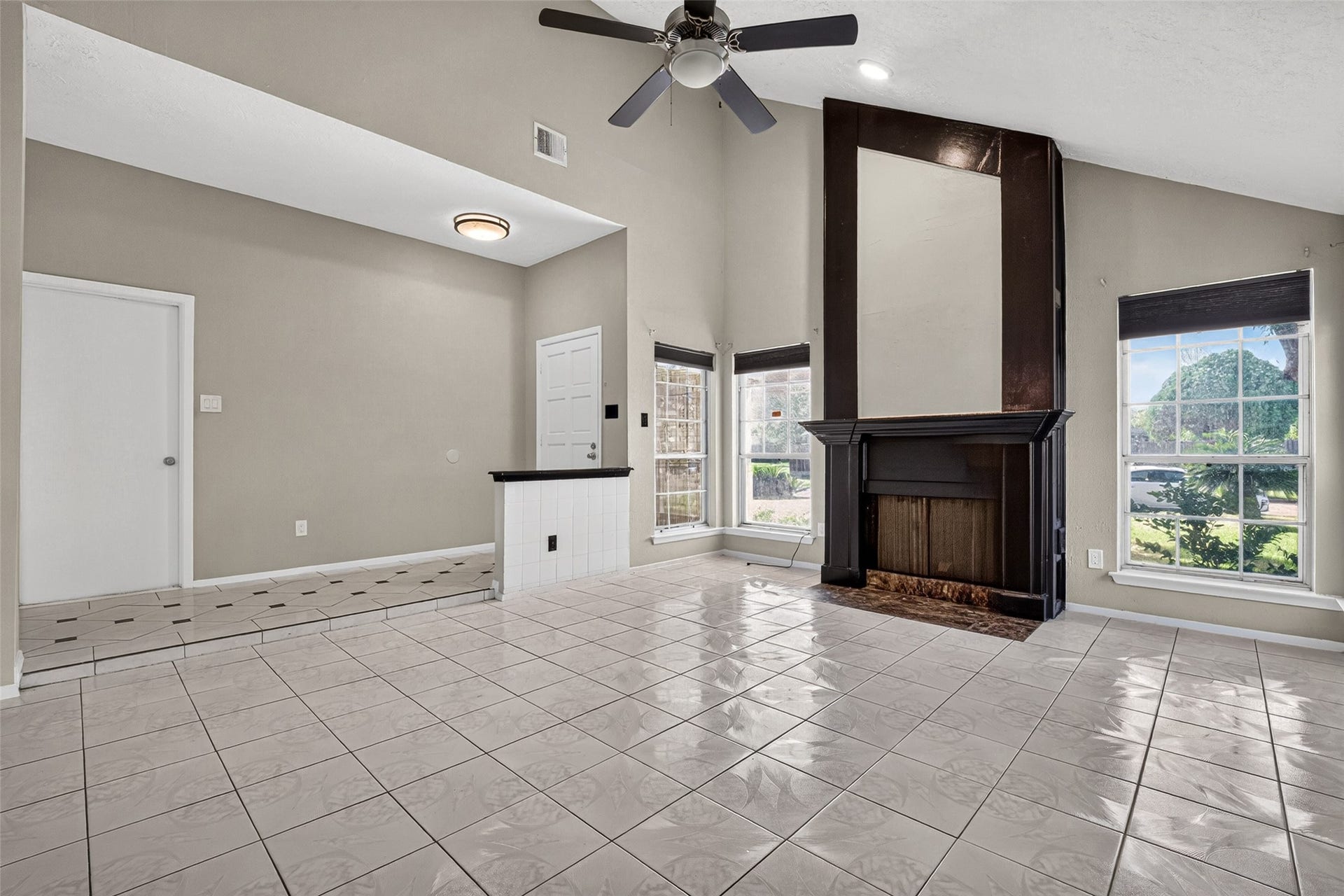 10523 Lands End Drive, Houston, TX 77099