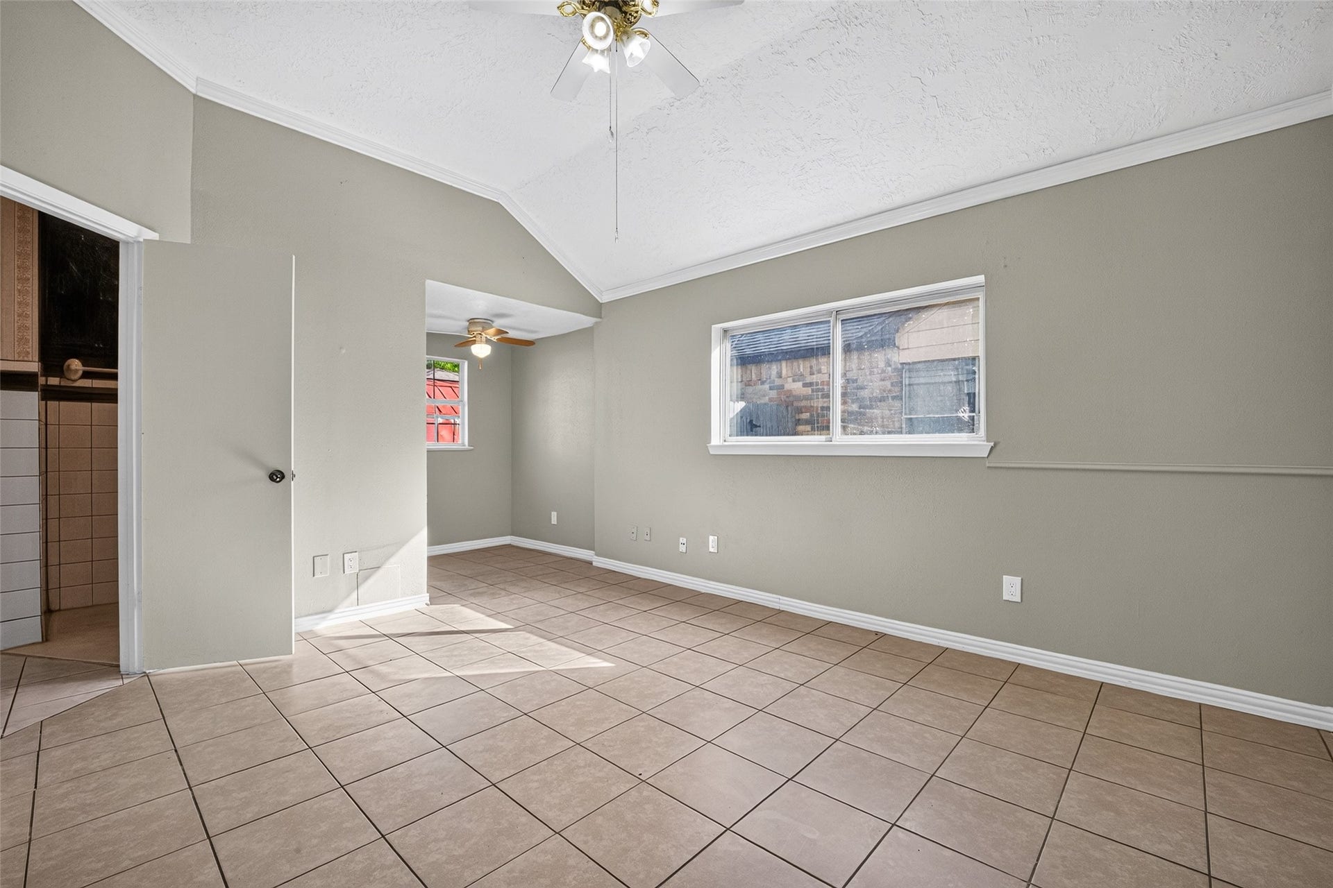 10523 Lands End Drive, Houston, TX 77099