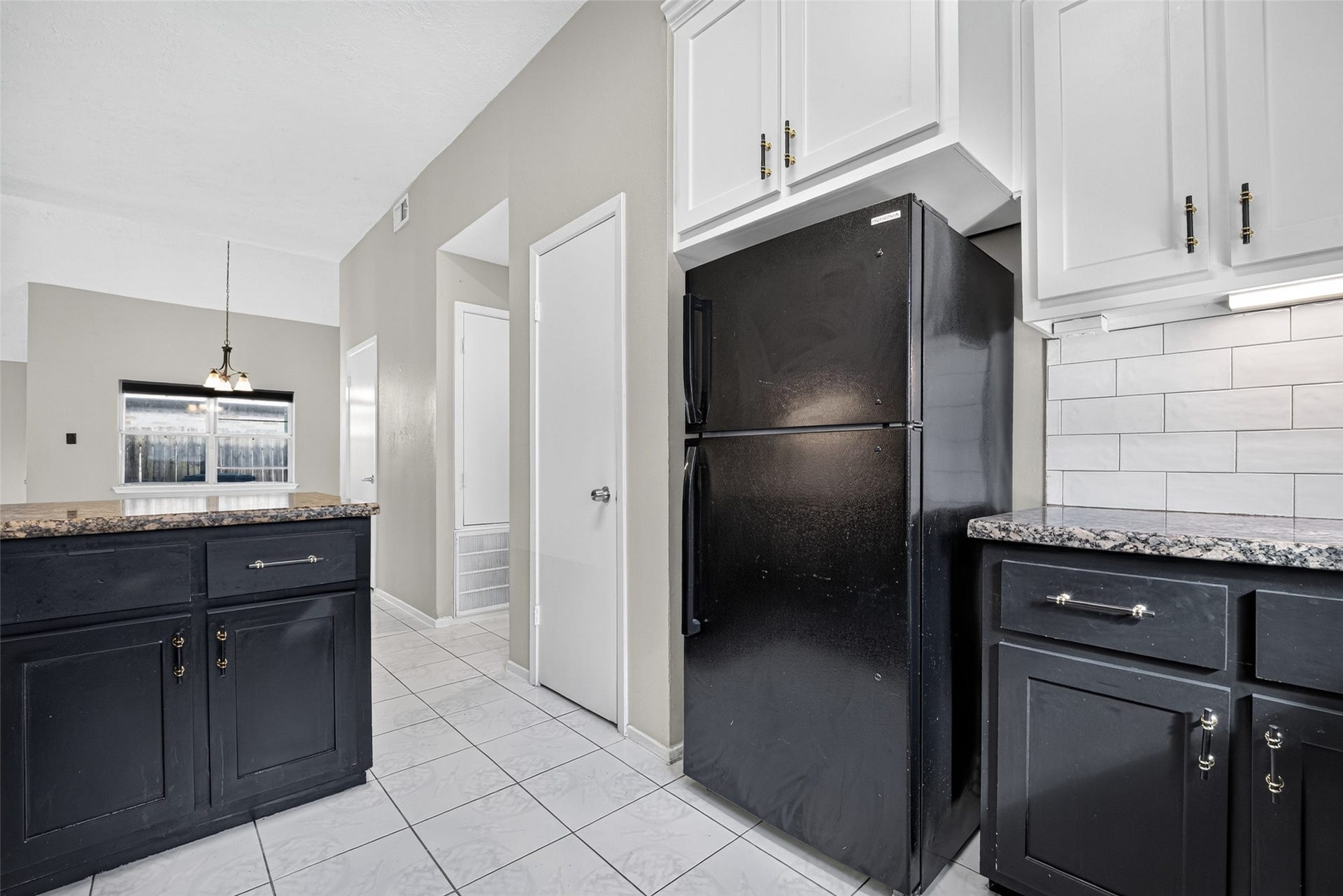 10523 Lands End Drive, Houston, TX 77099