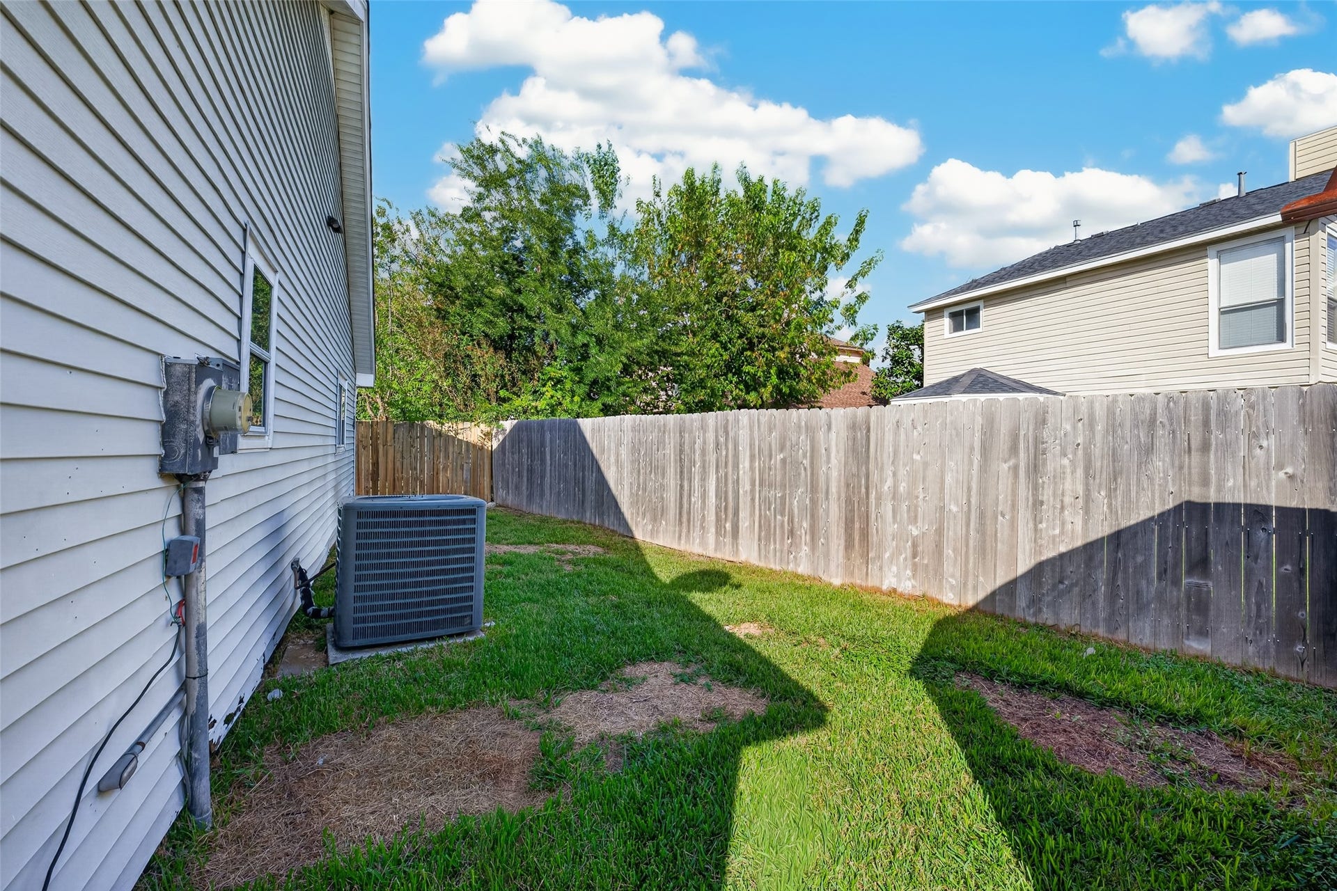 10523 Lands End Drive, Houston, TX 77099