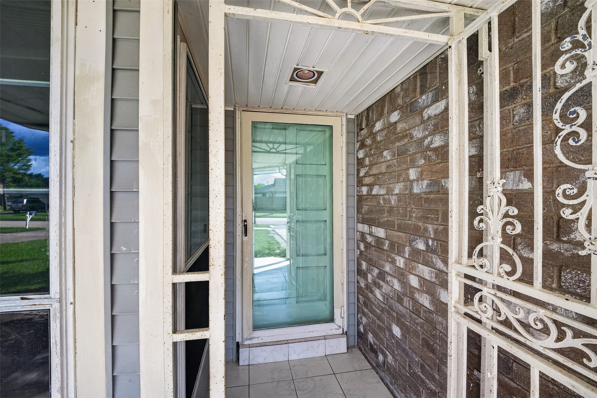 10523 Lands End Drive, Houston, TX 77099