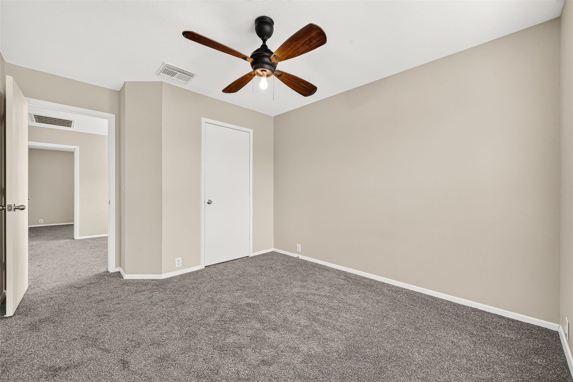 3203 Becker Glen Street, Fresno, TX 77545 Alternate view of the second bedroom
