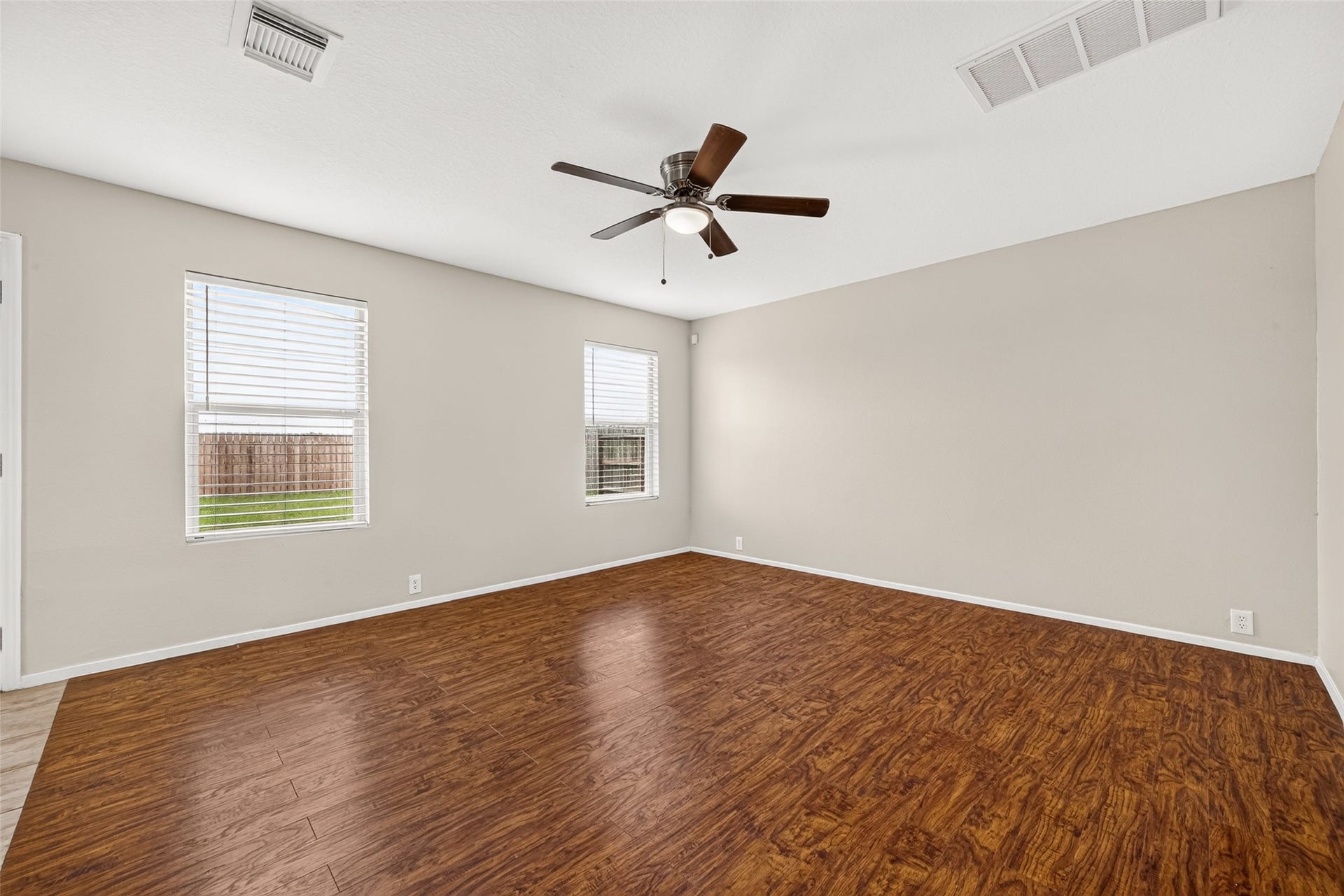 3203 Becker Glen Street, Fresno, TX 77545 Second living room