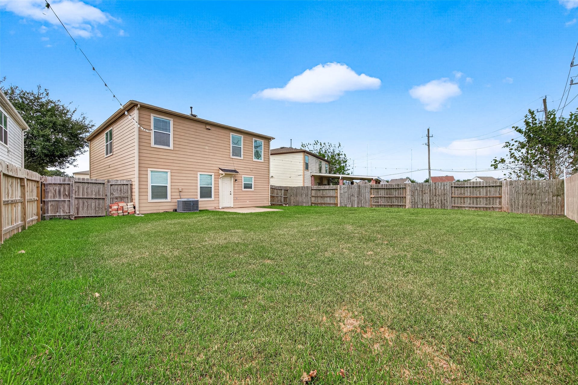 3203 Becker Glen Street, Fresno, TX 77545 Backyard