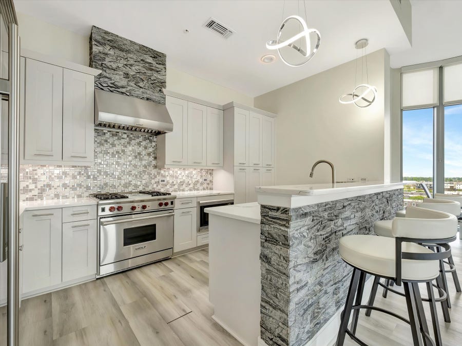 Property photo for 4821 Nasa Parkway, #6E, Seabrook, TX