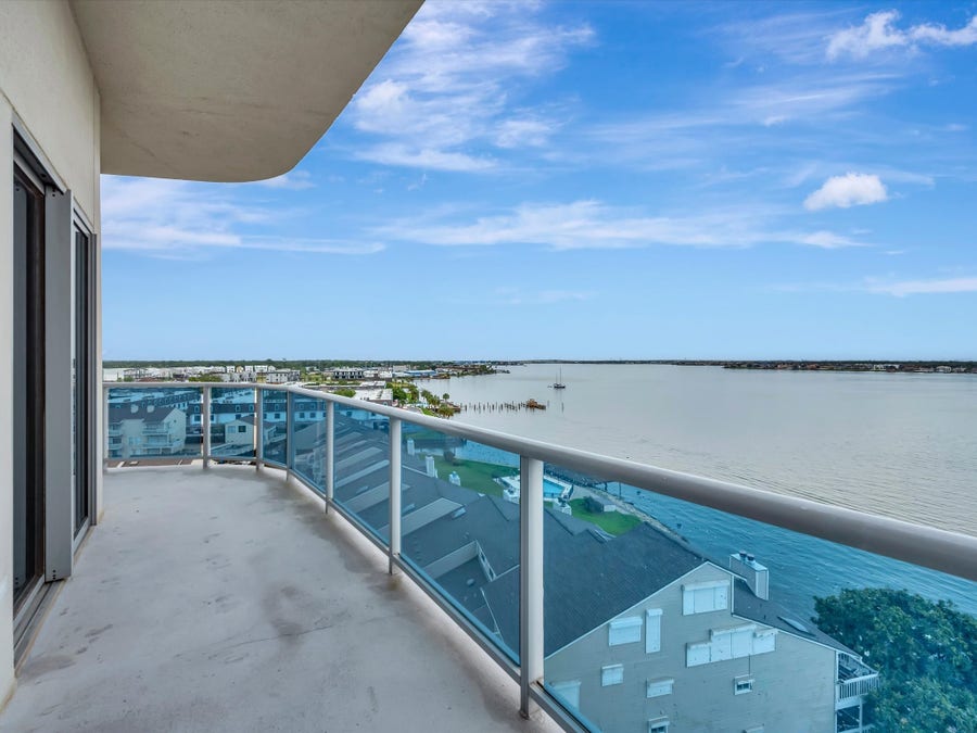 Property photo for 4821 Nasa Parkway, #6E, Seabrook, TX