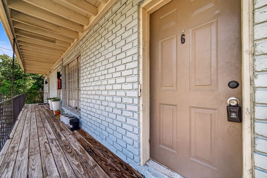 Property photo for 306 Hawthorne Street, #6, Houston, TX